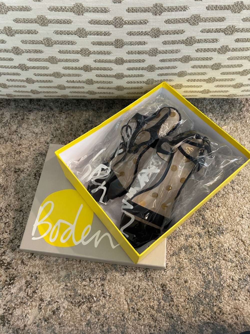 Boden Real Leather Navy Heels with Tie